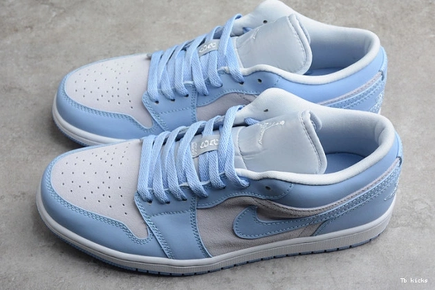 Reps TBK University Low 1 DC0774-050 Blue (W) Jordan 0810